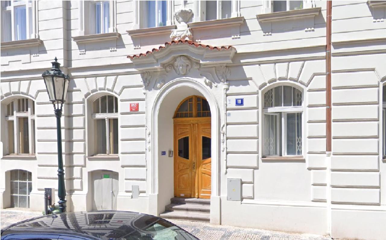 Quarto em Acomodações Particulares & Parking Assistance *